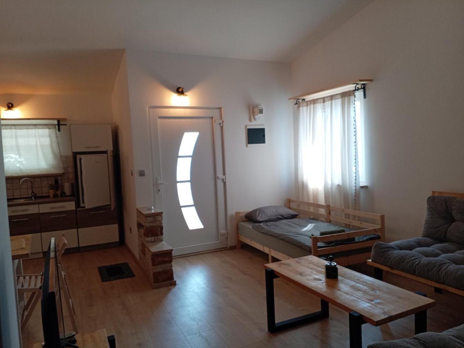 House For Rent Ulika Villa Valbandon Bagian luar foto